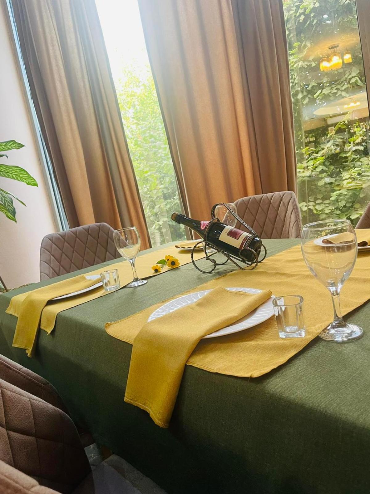 Hotel Konstantin Laplje Selo Zewnętrze zdjęcie